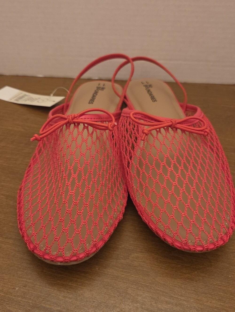 No Boundaries Red Mesh Slingback Sandals, Size 11. NEW